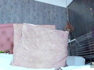 Nahomidi-bello Porn Show