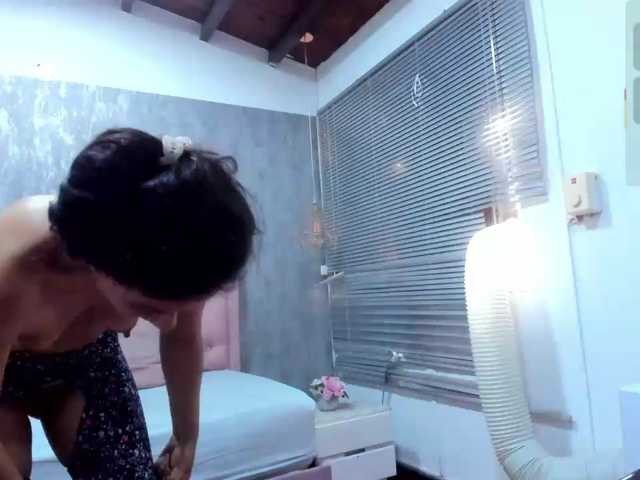 Nahomidi-bello live cam preview