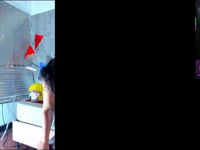 Nahomidi-bello live cam on BongaCams