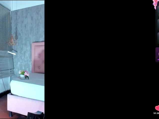 Nahomidi-bello live cam on BongaCams
