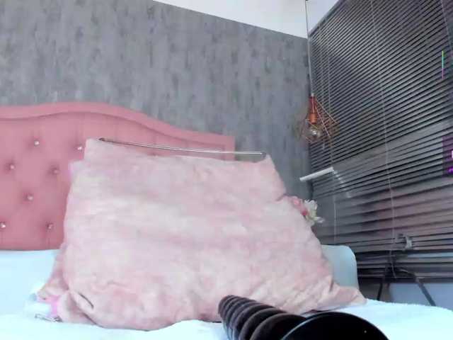 Nahomidi-bello live cam preview