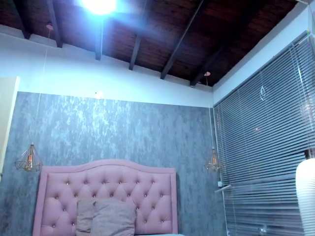 Nahomidi-bello live cam preview