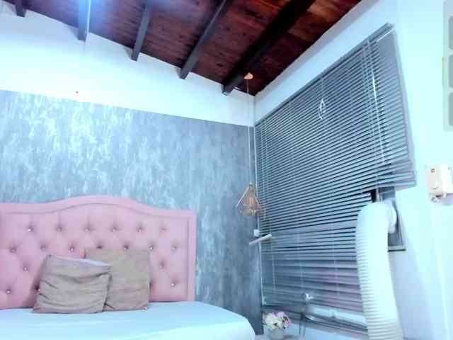 Nahomidi-bello webcam