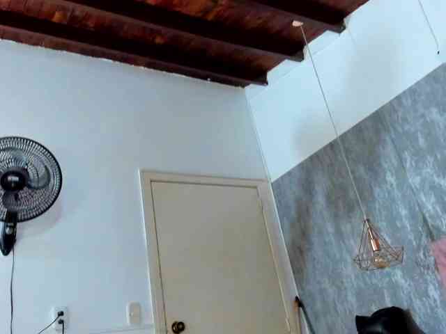 Nahomidi-bello webcam