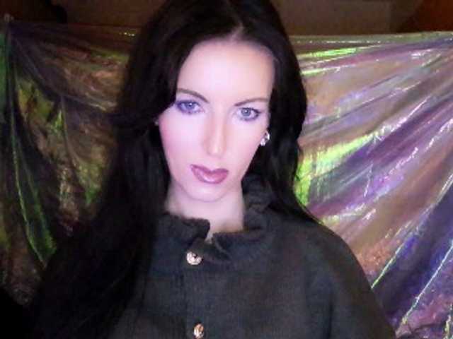 le modèle DizaKitty est en webcam porno dans un show sur le site bongacams, il possède les tags suivants: White/Caucasian,Brunette,Trimmed