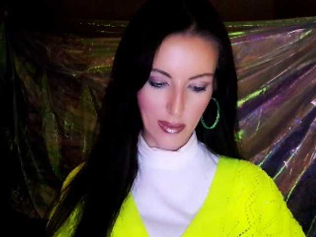 DizaKitty live cam on BongaCams