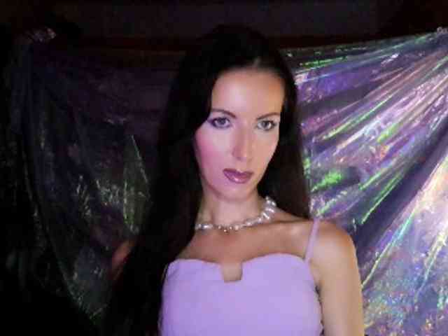 DizaKitty Live Webcam on BongaCams