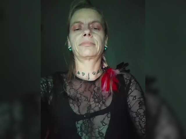 SexyMilfMom4VOYERS
