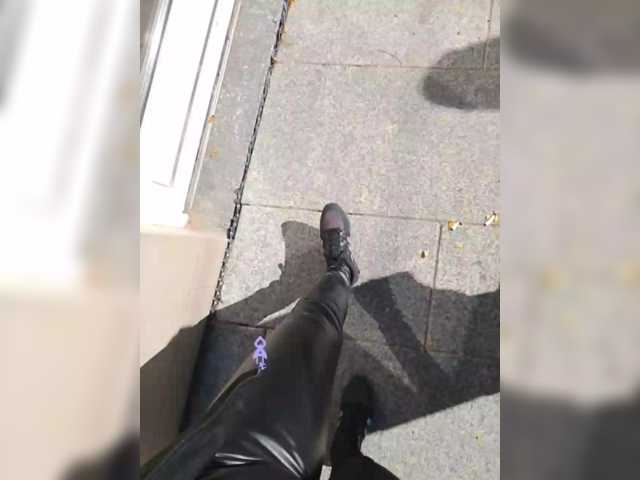 SexyMilfMom4VOYERS