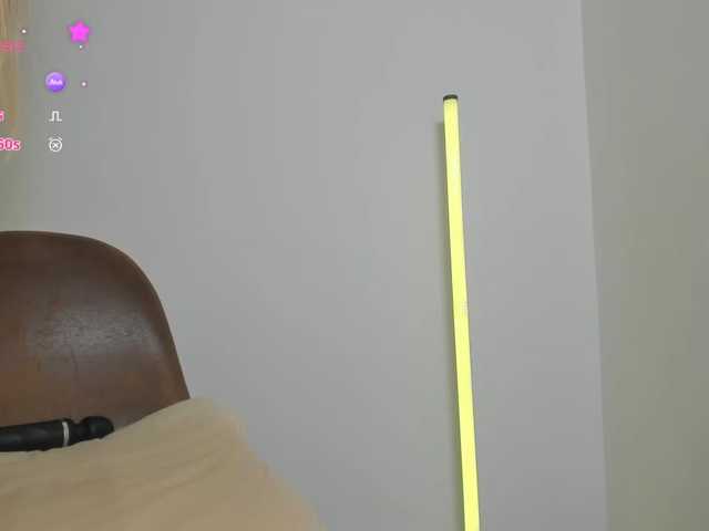 SaraMashmeloo live cam on BongaCams