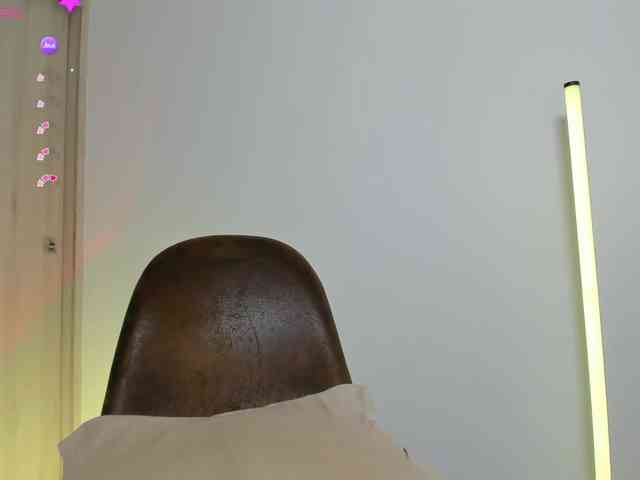 SaraMashmeloo webcam