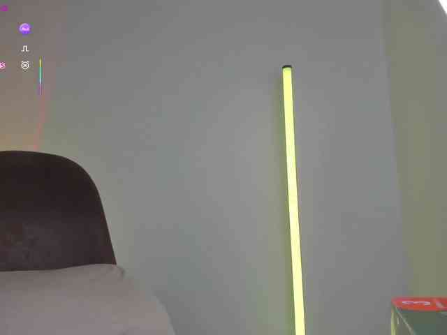 SaraMashmeloo webcam
