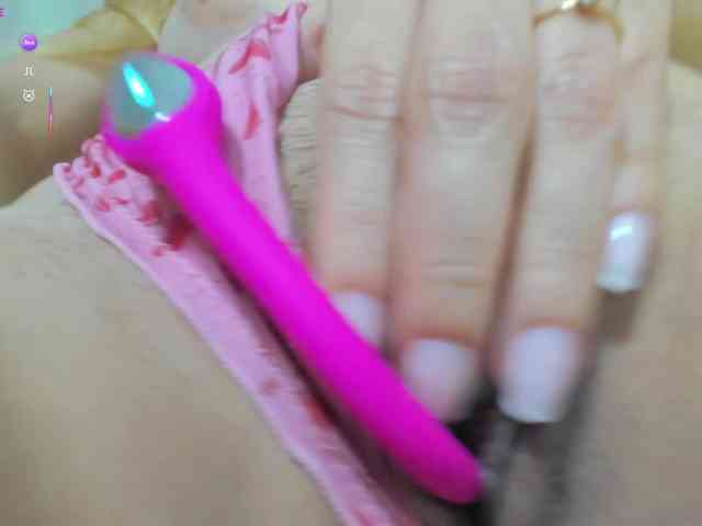 SaraMashmeloo Live Webcam on BongaCams