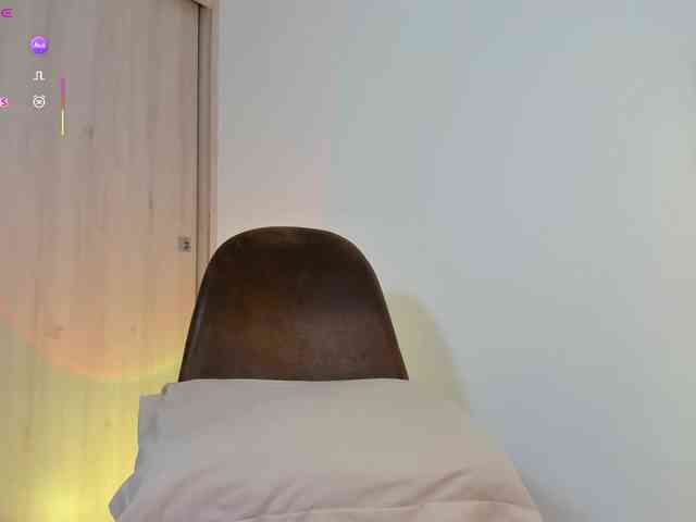 SaraMashmeloo webcam