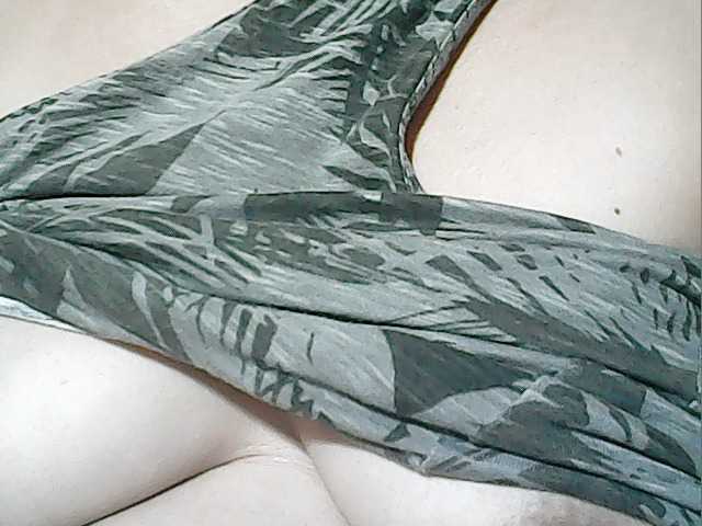 lovelyshantal live cam preview