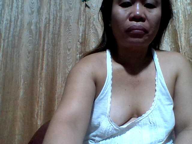 lovelyshantal live cam on BongaCams
