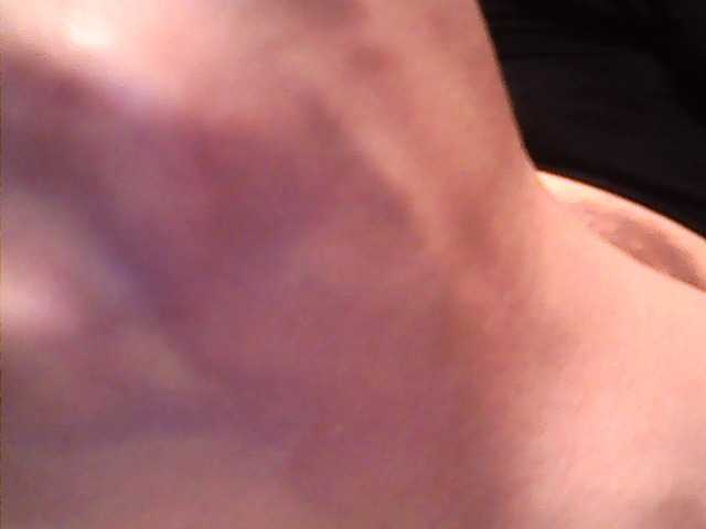 lovelyshantal webcam