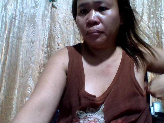 lovelyshantal live cam on BongaCams