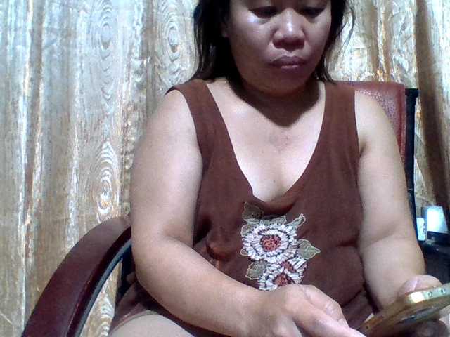 lovelyshantal live cam on BongaCams