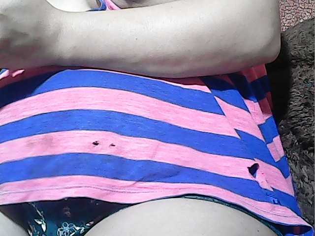 lovelyshantal live cam on BongaCams
