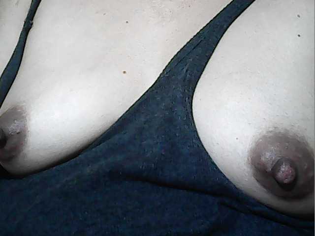 lovelyshantal live cam preview