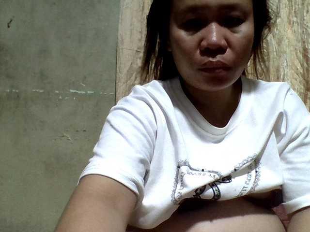 lovelyshantal live cam on BongaCams