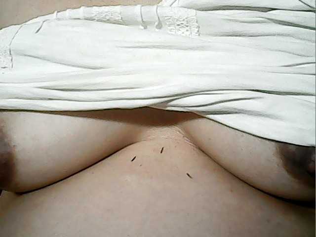 lovelyshantal live cam on BongaCams