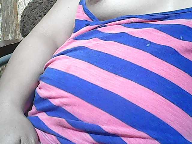 lovelyshantal live cam on BongaCams