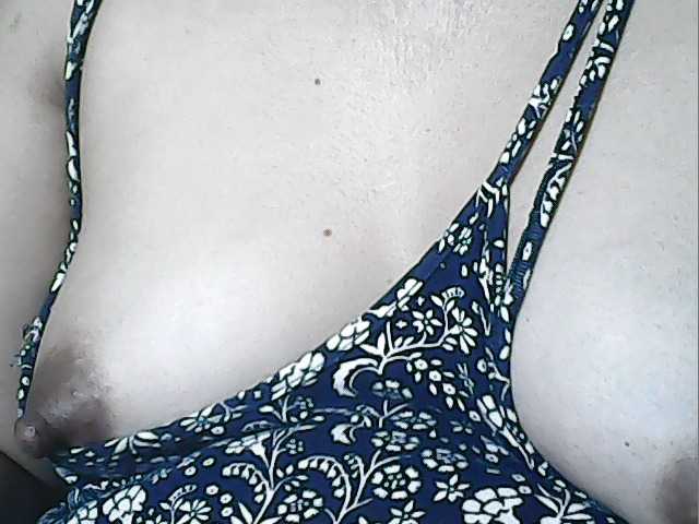 lovelyshantal, en vivo ahora en BongaCams