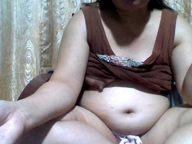 lovelyshantal live webcam show