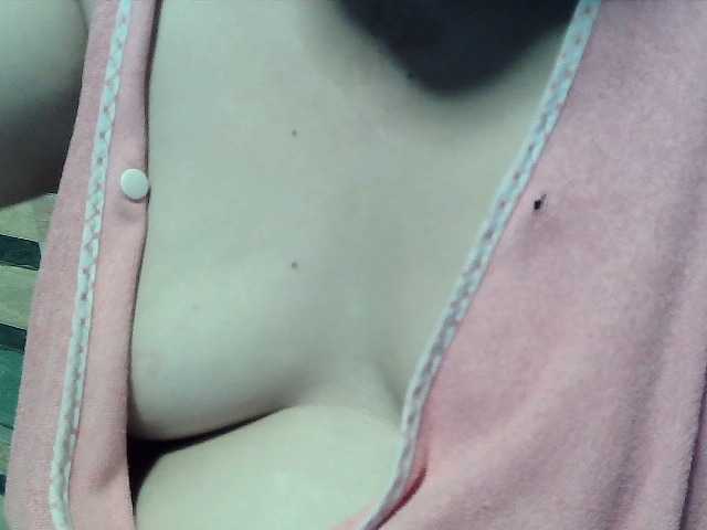 lovelyshantal live cam on BongaCams