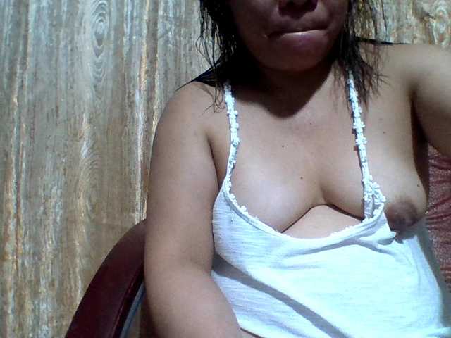 lovelyshantal live webcam show