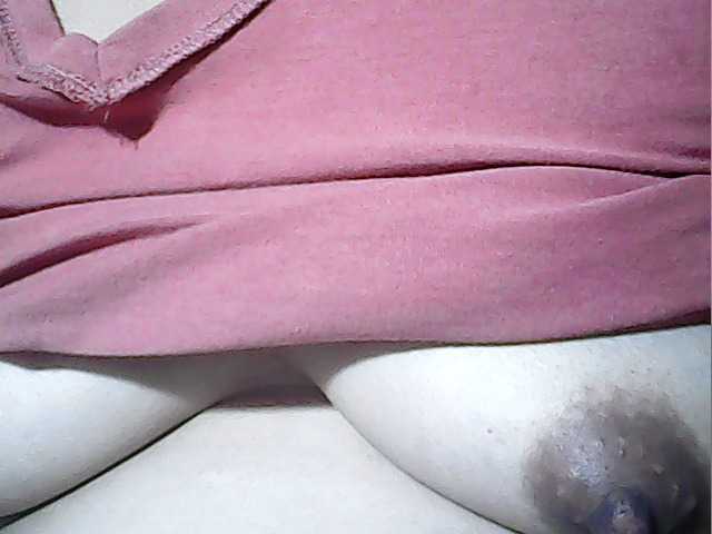 lovelyshantal live cam preview