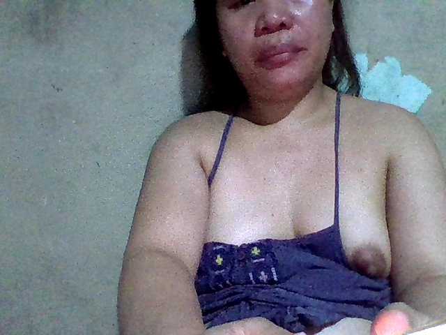 lovelyshantal live cam on BongaCams