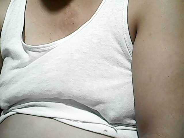 lovelyshantal live cam on BongaCams