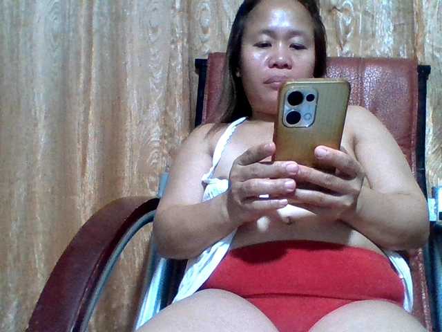 lovelyshantal live cam on