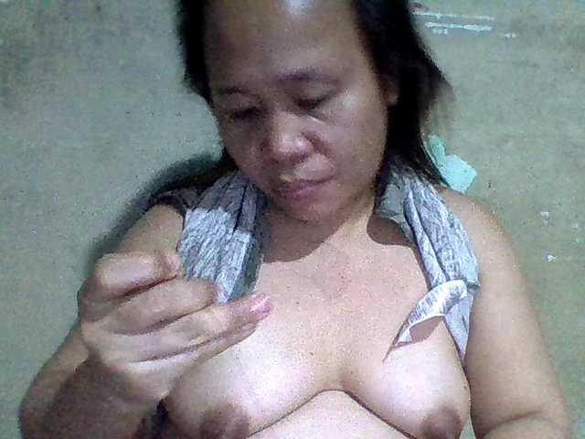 lovelyshantal live cam on BongaCams