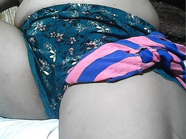 lovelyshantal live cam on BongaCams