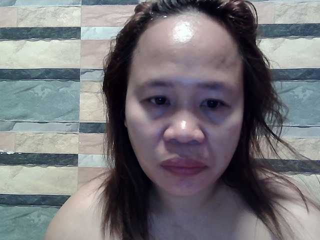 lovelyshantal live cam on BongaCams