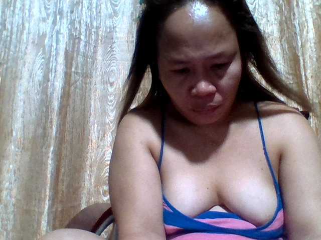 lovelyshantal live cam on BongaCams