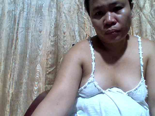 lovelyshantal webcam