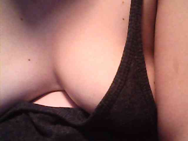 lovelyshantal webcam