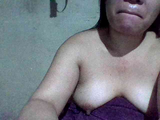 lovelyshantal webcam