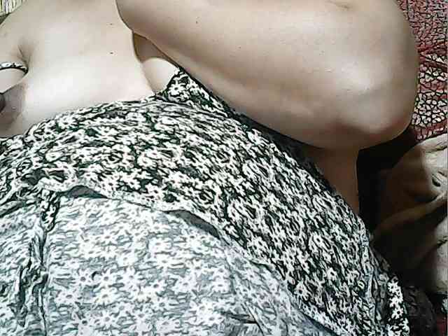 lovelyshantal webcam