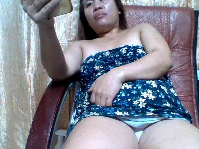 lovelyshantal webcam