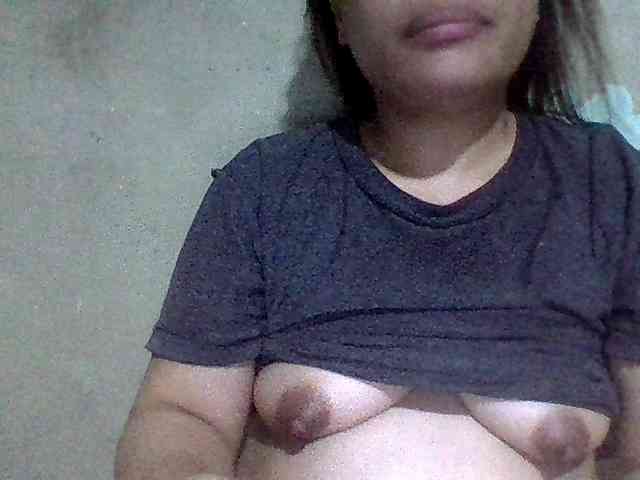 lovelyshantal webcam