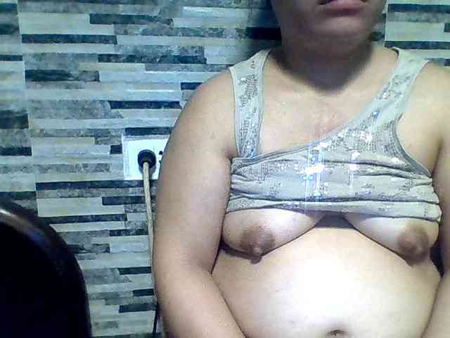 lovelyshantal webcam
