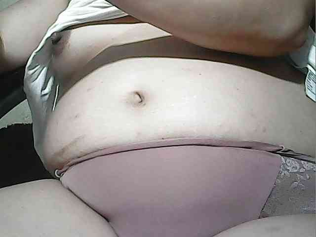 lovelyshantal webcam