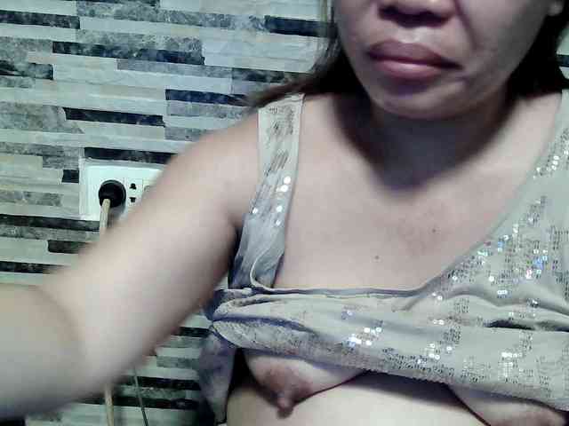 lovelyshantal webcam