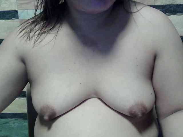lovelyshantal webcam